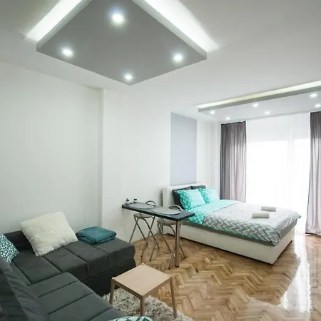 Mm Lux Apartment, *