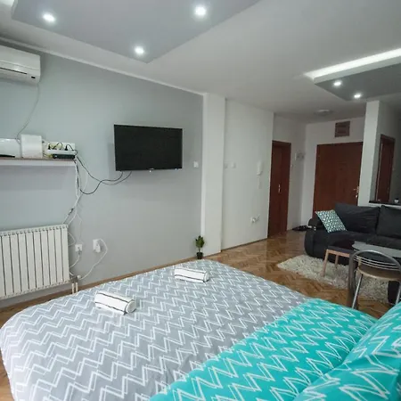 Mm Lux Apartment, * نوفي ساد